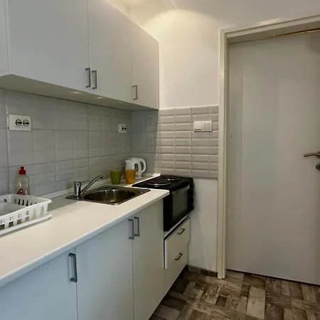 Kastel Apartments Kastela Exterior photo