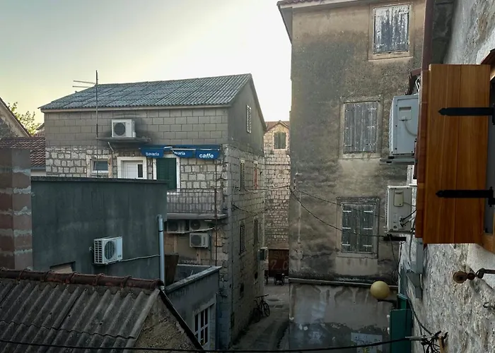 Kastel Apartments
